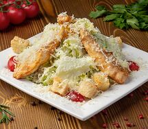 Цезарь с курицей