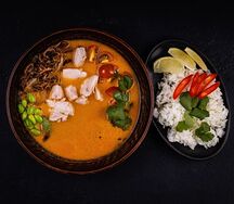 Том ям с курицей