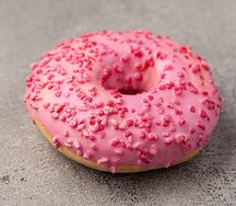 Донат клубничный