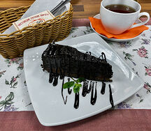 Торт мусс три шоколада