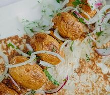 Картошка, запечённая на мангале