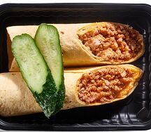 Буррито с мясом и овощами