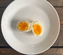 Яйцо отварное