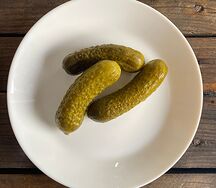 Огурцы соленые