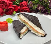 Сэндвич с лососем