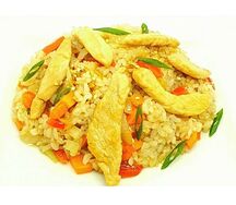 Рис с курицей и овощами