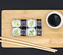Мини-ролл с огурцом