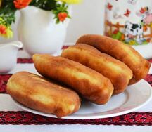 Пирожок, жаренный с капустой 