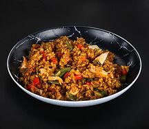 Рис с курицей и овощами