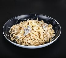 Удон в сливочном соусе с грибами