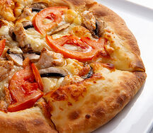 Хачапури с курицей и томатами