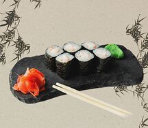 Классический ролл с креветками