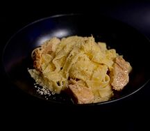 Паста с куриной грудкой в сливочном соусе