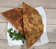 Чебурек с картошкой и сыром