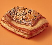 Слойка с мясом