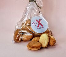 Орешки с вареной сгущенкой