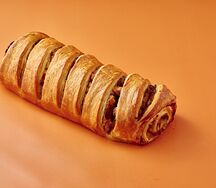 Штрудель яблочный с изюмом и корицей