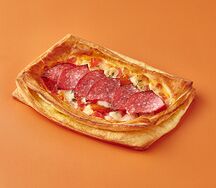 Мини-пицца из слоеного теста