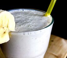 Банановый коктейль