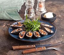 Рулетики с семгой