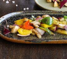 Грибы жареные с чесноком