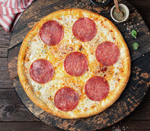 Пицца Салями