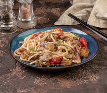 Удон со свининой