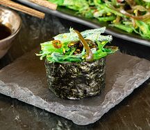 Гункан Вакамэ