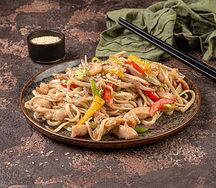 Удон с курицей