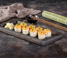 Спайс ролл лосось