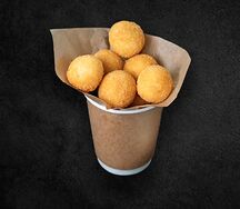 Сырные шарики с халапеньо