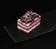 Пирожное Лавандовое