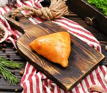 Пирожок с мясом