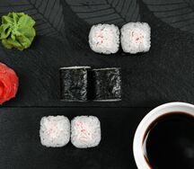 Мини-ролл с крабом
