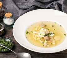 Куриный с лапшой и фрикадельками