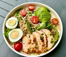 Зеленый завтрак с курицей 