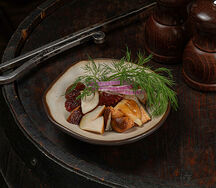 Грибы белые солёные