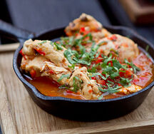 Куриное чахохбили со сладкими томатами