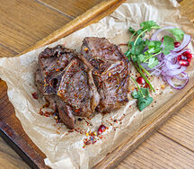 Стейк из ягненка