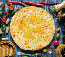 Четыре сыра большая
