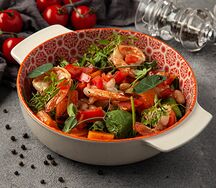 Салат с бататом и креветками