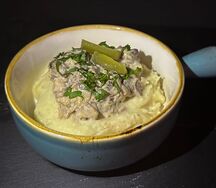 Бефстроганов с картофельным пюре