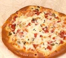 Пицца с ветчиной