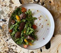 Салат с куриной печенью