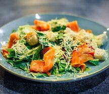 Цезарь с лососем