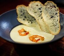 Сырный крем-суп с креветкой