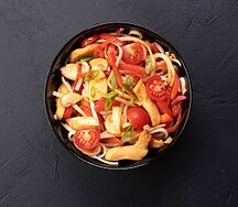 Wok с курицей