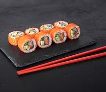 Калифорния с лососем