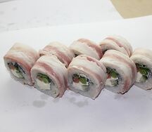 Ролл Кунсей с беконом