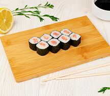 Хосомаки с лососем